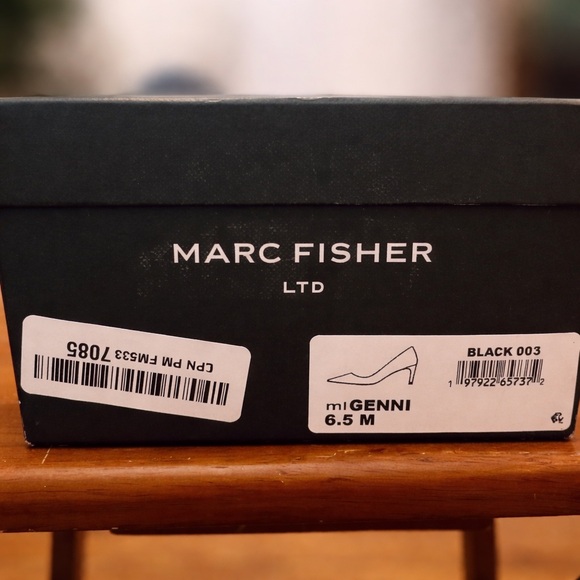 Marc Fisher LTD Genni Croc-Embossed Pointed-Toe Pumps new in box size 6.5M - Picture 11 of 11